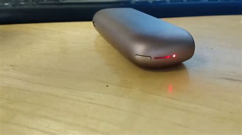 iqos iluma red light blinking.